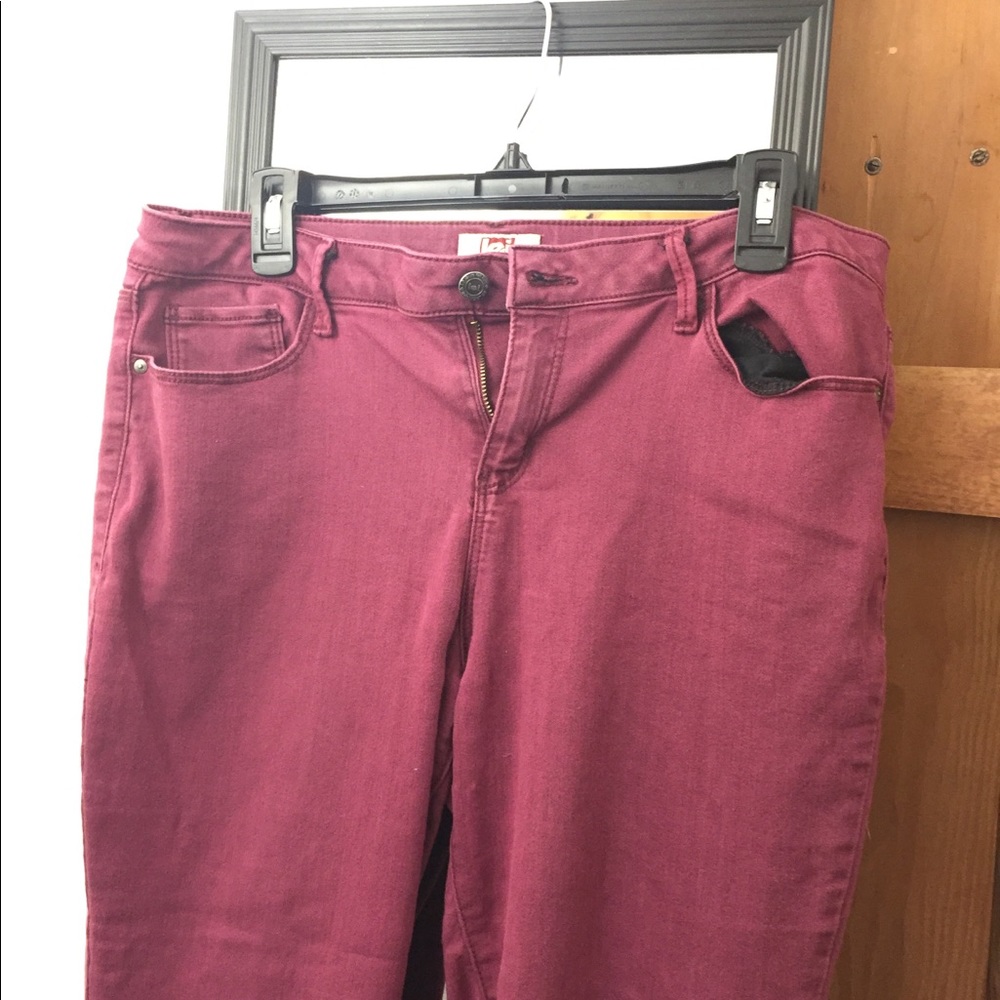 Red Jeans Lei